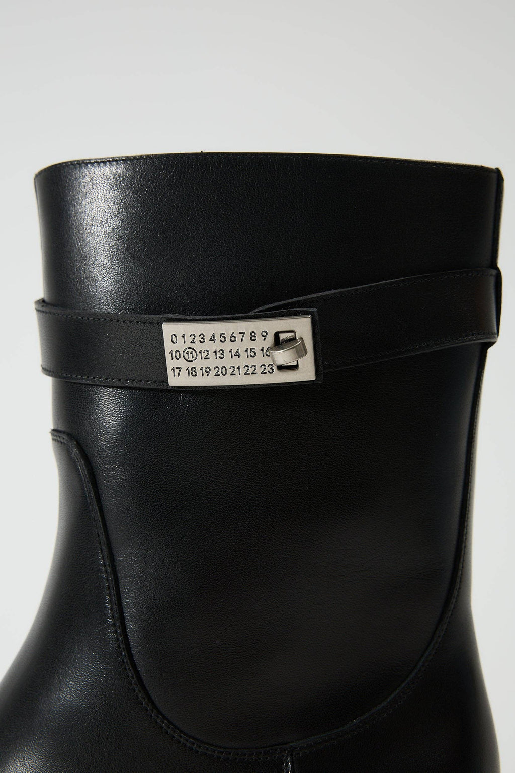 Hermia Black