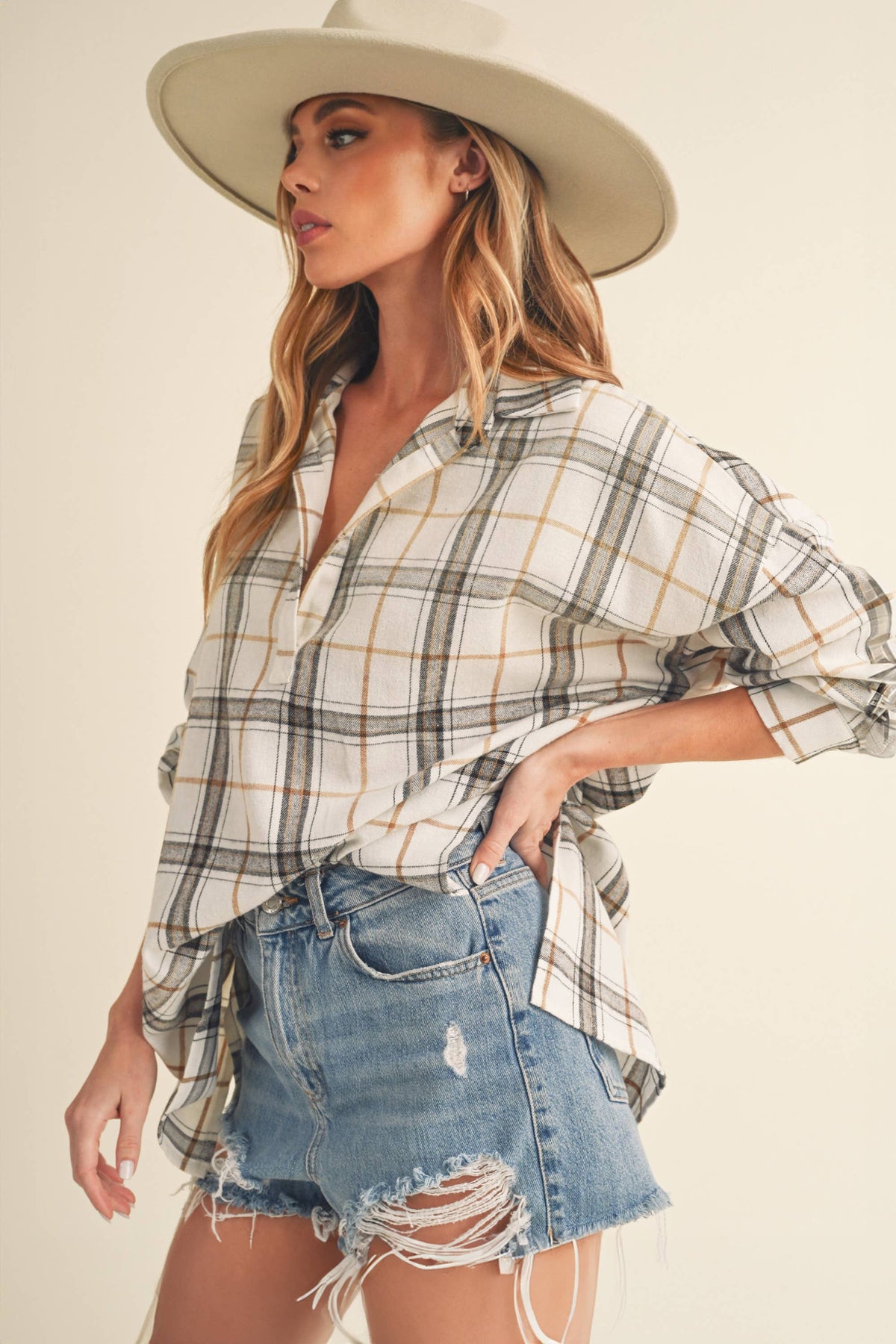 No Buttons Plaid