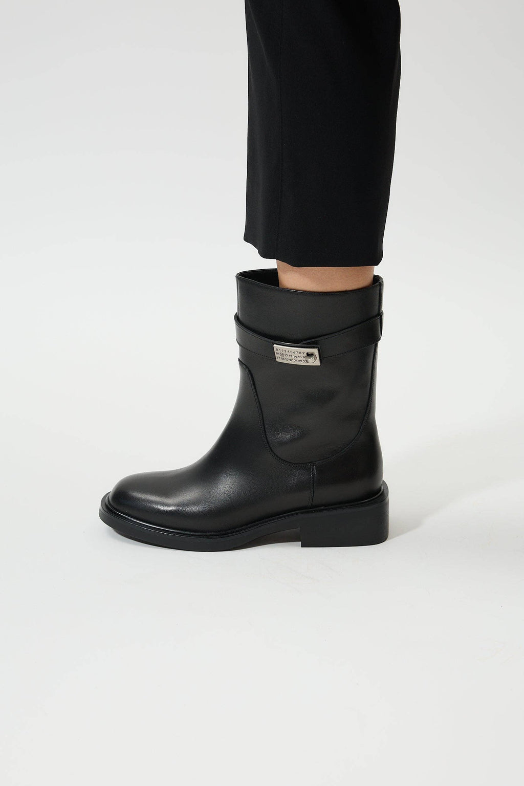 Hermia Black