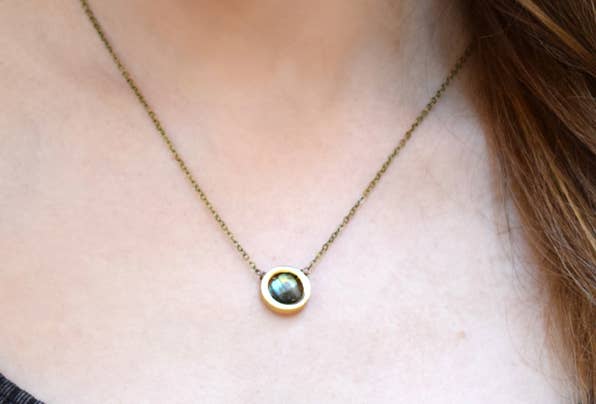 Labradorite Simple Pendant