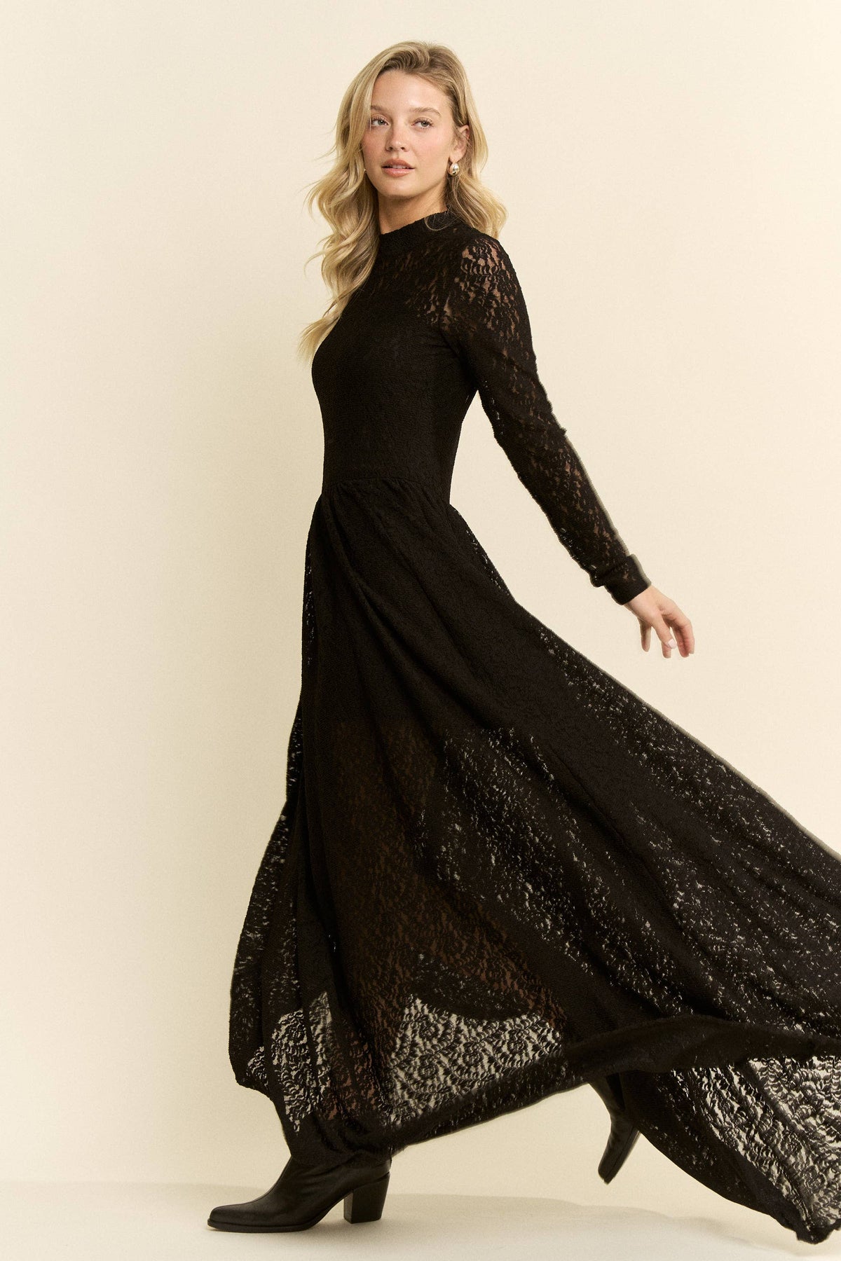Lace Maxi Dress