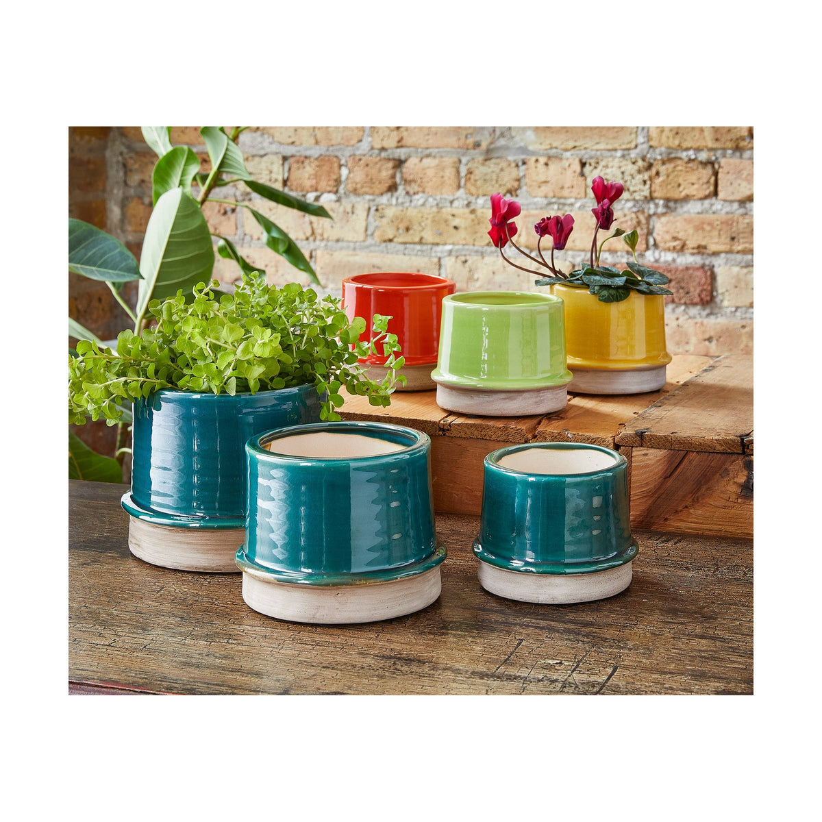 Radius Planter Medium Green